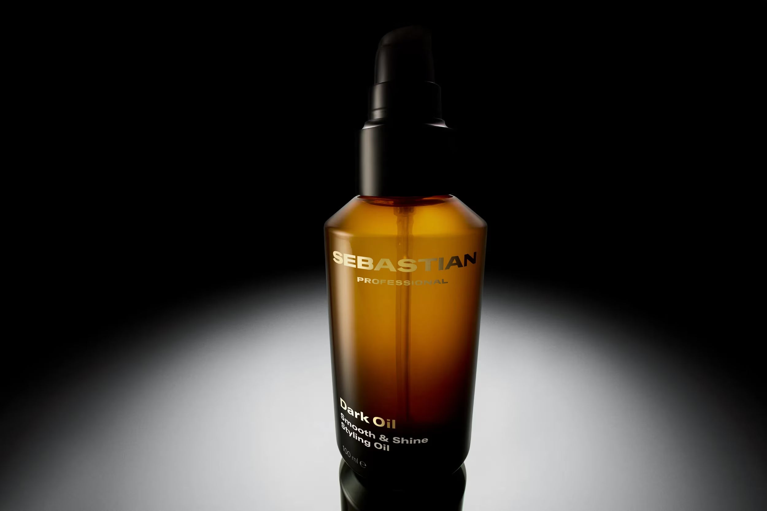 Dark Oil Smooth and Shine Styling Oil 140ml